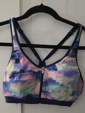Victoria's Secret VSX Sport Front-Zip Sports Bra in Pastel Watercolor Print